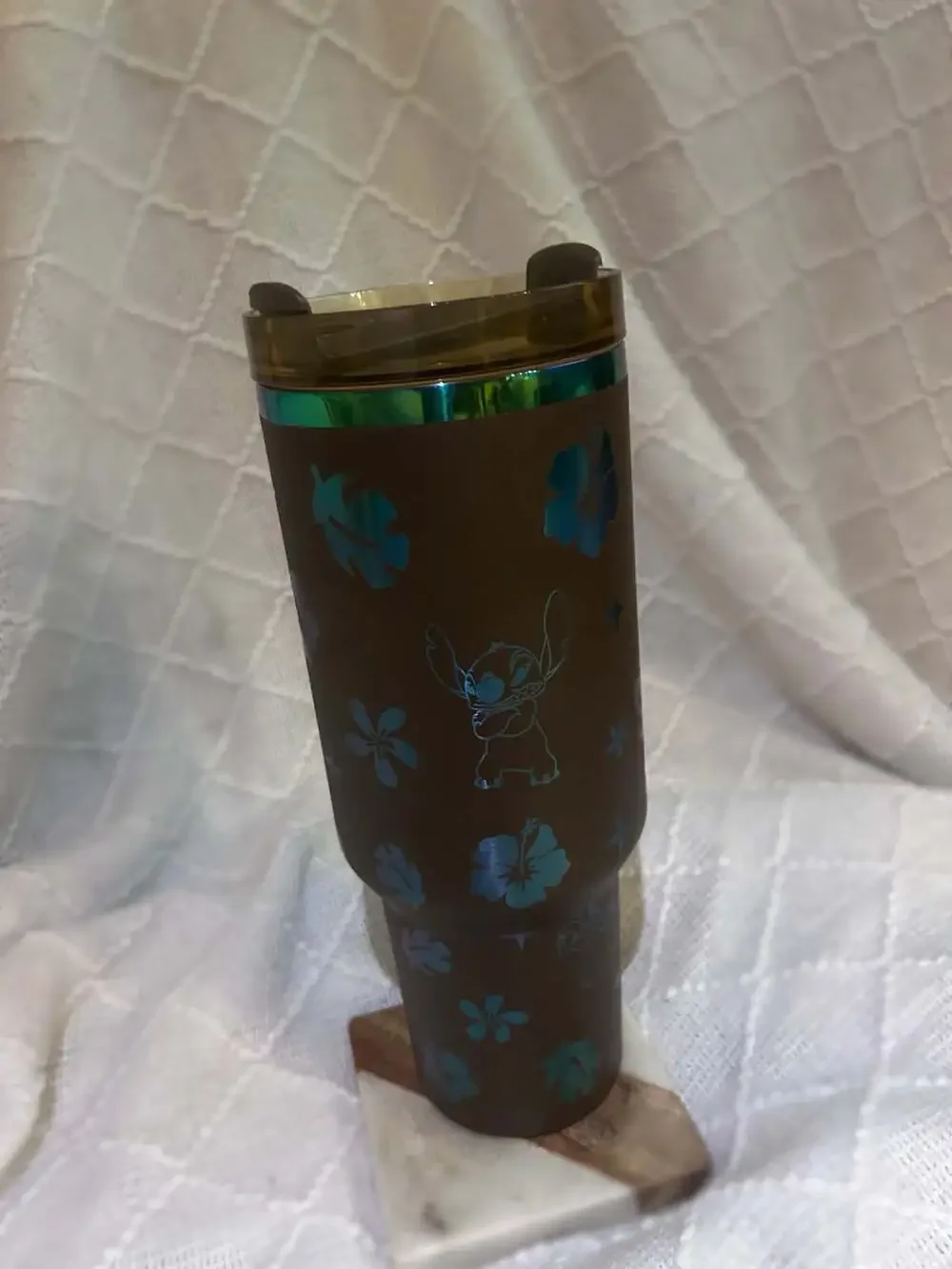Stanley x Disney Stitch 40oz Quencher H2.0 FlowState Tumbler - Picture 4 of 6